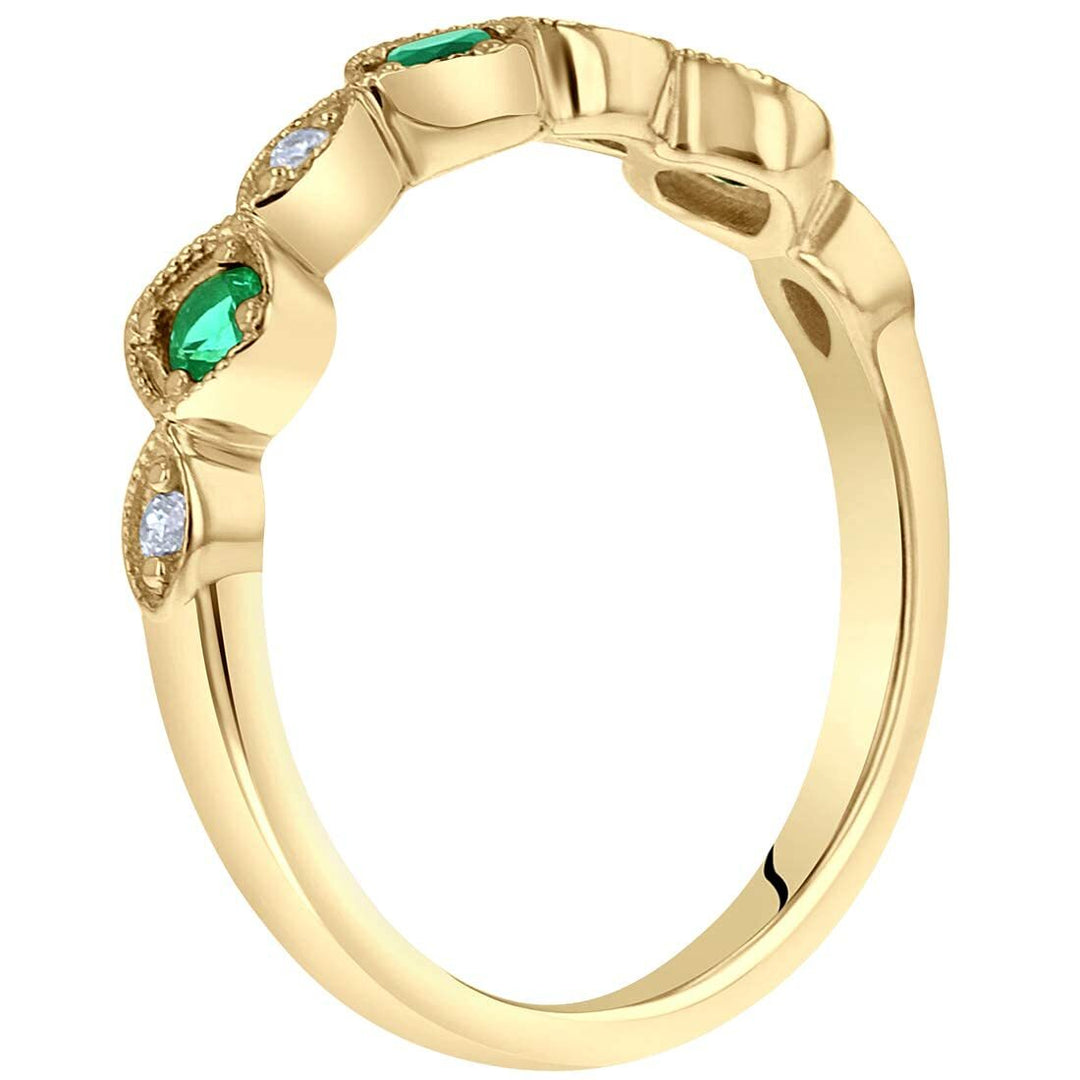 Simulated Emerald Round Cut Ring in 925 Sterling Silver - SJC