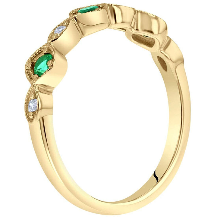 Simulated Emerald Round Cut Ring in 925 Sterling Silver - SJC