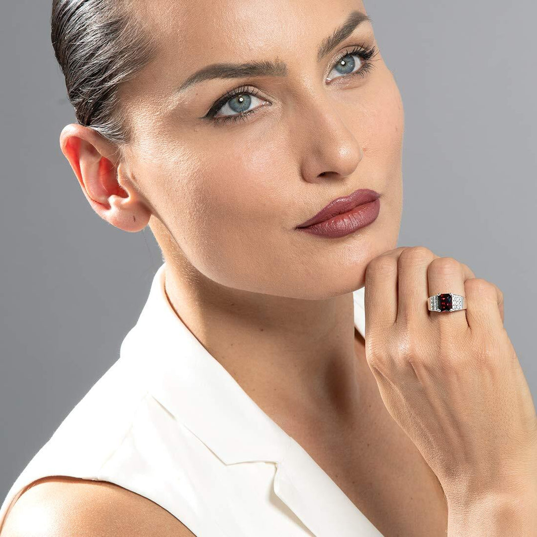 Garnet Radiant Cut Cut Ring in 925 Sterling Silver - SJC