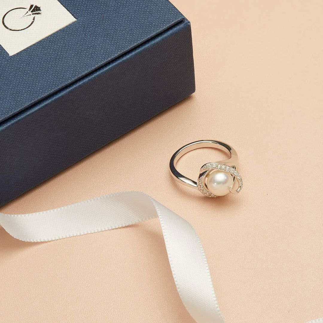 Pearl Round Cut Ring in 925 Sterling Silver - SJC