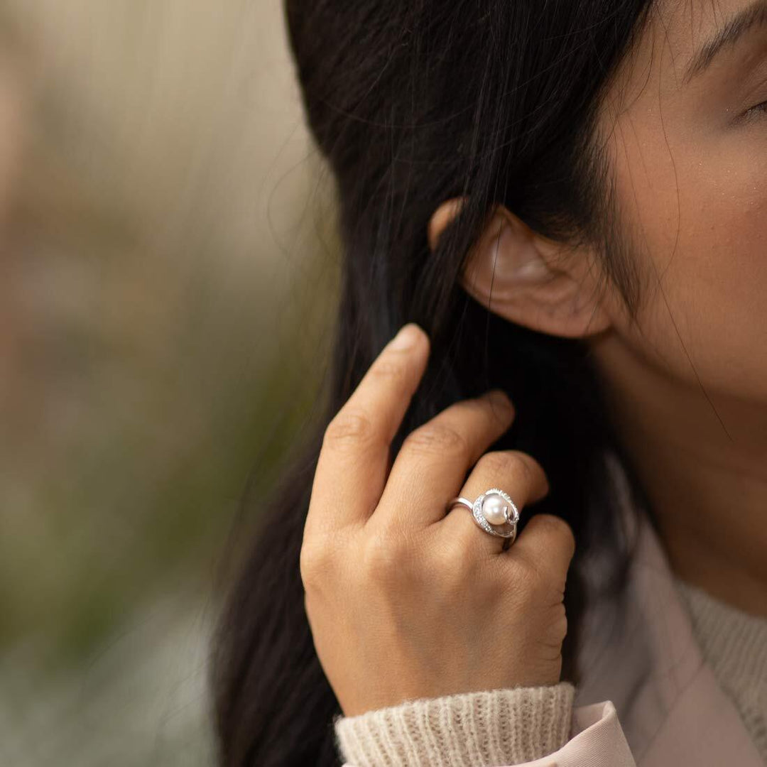 Pearl Round Cut Ring in 925 Sterling Silver - SJC