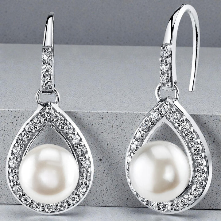 SJC Pearl Drop Earrings