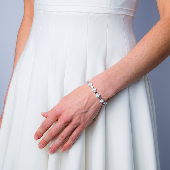 White Opal Adjustable Bracelet Sterling Silver Round Shape 2.50 Carats