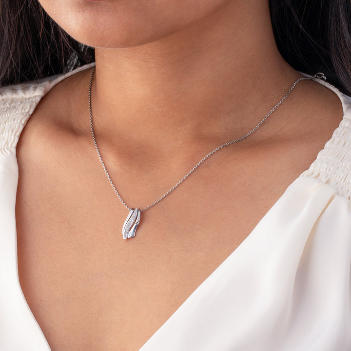 Sterling Silver Delicate Waves Pendant